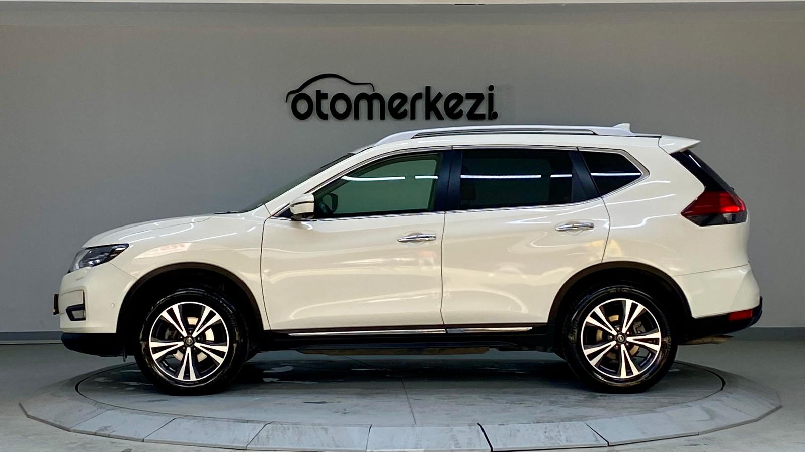 NISSAN X-TRAIL 6